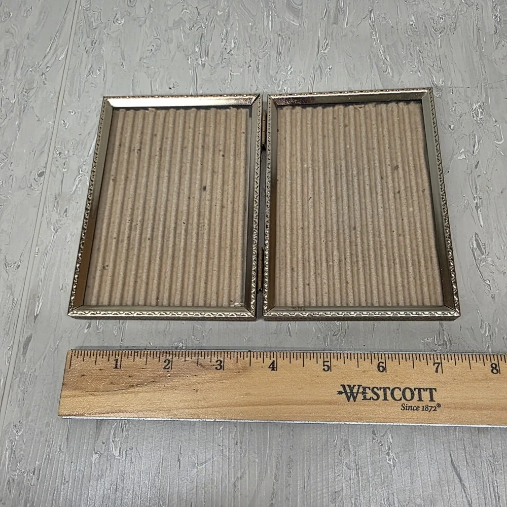 Vtg Gold-Toned Brass Double‎ Hinged Picture Frame | Ornate Geometric Border